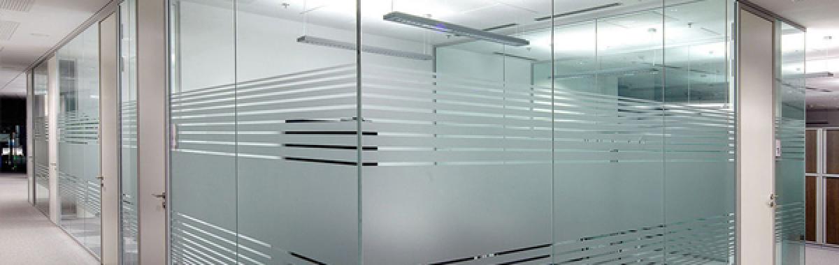 Divisórias De Vidro Com Alumínio