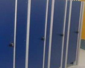 Divisória De Banheiro Em Fórmica