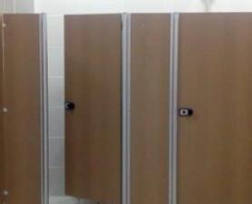 Divisórias Sanitárias Para Universidades