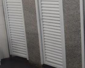 Fábrica De Portas E Divisórias Para Banheiros