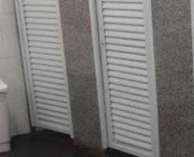 Portas De Alumínio Para Sanitários